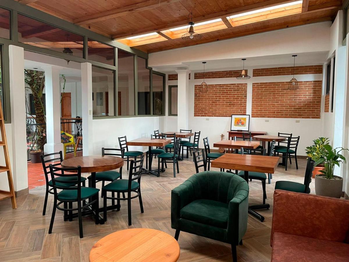 Matalbatz Hotel Cobán Eksteriør bilde